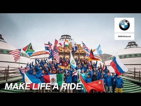 The Int. GS Trophy 2018 riders see their bikes for the first time.