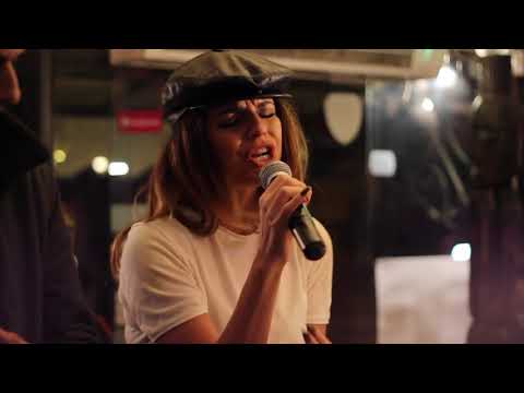 Християна Дънкова и Кристиян Янкулов - Shallow/acoustic cover | Live @Art Club Sofia