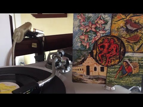 Chitra Somapala & Clarence Wijewardena: Kurulu Gamey