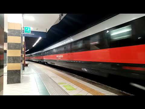 FR 9583 IN TRANSITO NELLA SOTTERRANEA STAZIONE LIDO!!!