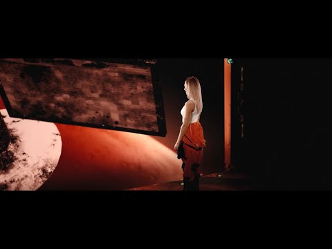 BAKOS BETTI x PRIBELSZKI - HOZZÁD ( Official Music Video )