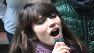 UN POMERIGGIO CON LA BEFANA - PIAZZA COSTITUZIONE - 5/1/2013 - MARTA BETTI CARBONCINI - HALLELUYA