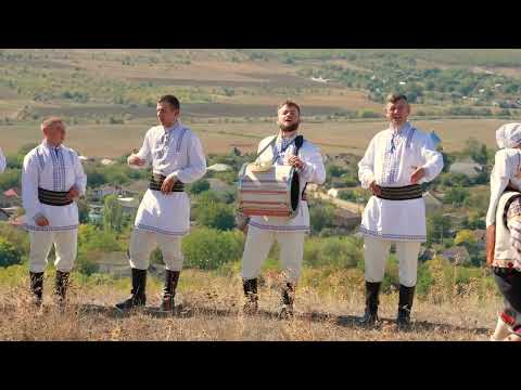 Legănată-i Hora - Ansamblul folcloric ”Străjerii Neamului”