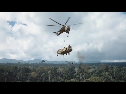 How The CH-54 "Flying Crane" Lifted More Than 10,000 Tons Of War Machines Out Of Vietnam's Jungles