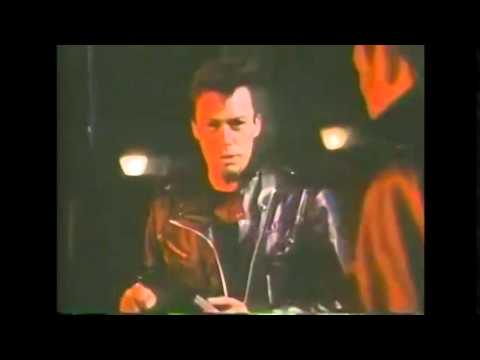 Tim Curry Singing Be Bop A Lula - Wiseguy -1989