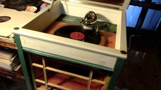 I Can't Get Started - BILLIE HOLIDAY