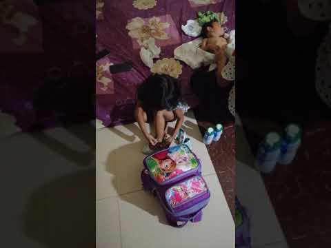KID & PLAY// Haratay excited when she got Bag and Dress from Julia at Home  2019-April-24 Video
