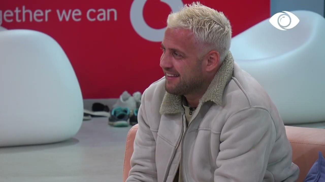 Banorët diskutojnë për ofendimet në shtëpi