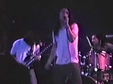 Faith No More - Long Beach - USA - 12/3/89 (premier concert avec Mike Patton !) - Full Show