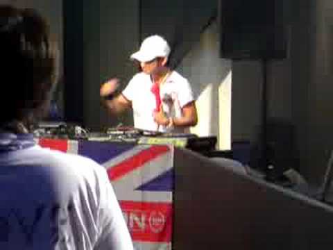 download lagu mp3 mp4 ハッピー メディア クリエイター, download lagu ハッピー メディア クリエイター gratis, unduh video klip ハッピー メディア クリエイター