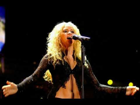 Shakira Si Te Vas | Tour Of The Mongoose | Milan, Italy 17-04-2003