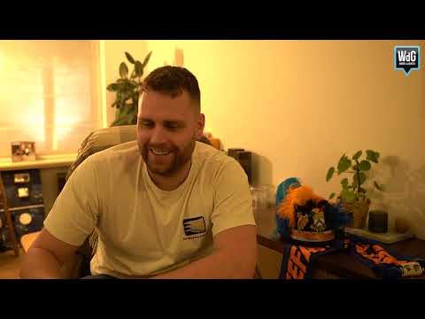 Stefan Wolter checkt kleding voor halve finale LVK 2023