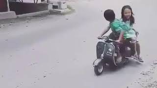 Download lagu Romantis. Ninja opo vespa mp3 Download lagu Romantis. Ninja opo vespa mp3