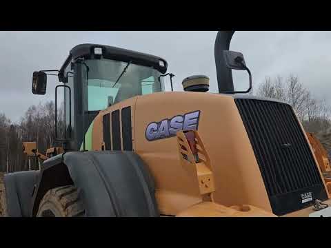 Case 821 F, frontal loader