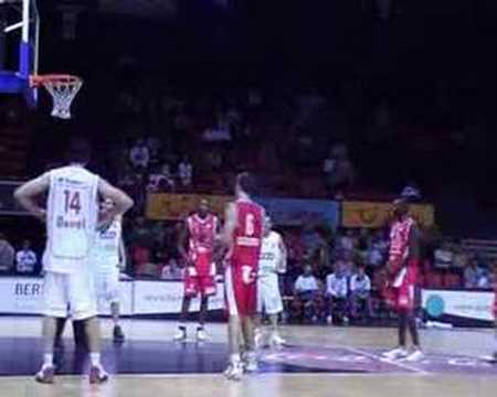 48 03-10-07 BvB BCO-Ninane - Ilongo mist z'n vrijworpen, maa