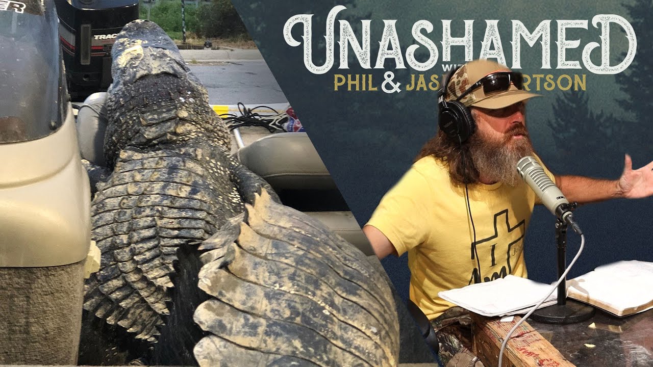Ep 138 | Phil's Hurricane Prepping, Jase's Monster Gator Story, and Judas the Virtue-Signaler