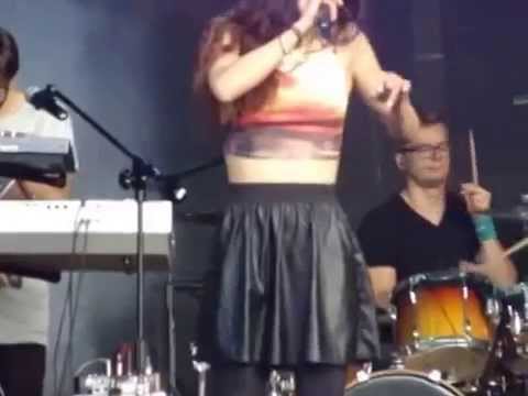 LIBER I NATALIA SZROEDER /TERAZ TY LIVE/ SYLWIA GRZESZCZAK