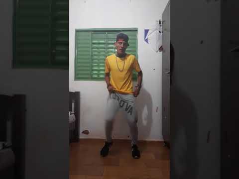 MCs Gustta Hollywood Dede MM Brankim DN Japa E NGKS - Bailão Do DJ Douglinhas (kondzilla. com)