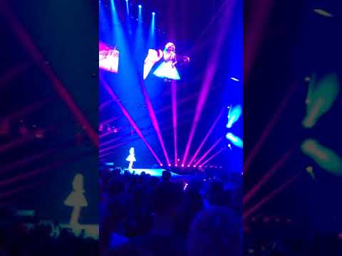 Letadla v břiše (2) - Leoš Mareš - Tři koncerty 18.5. 2019