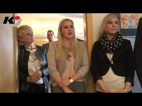 Ministerin bei Hörgeräteakustikern