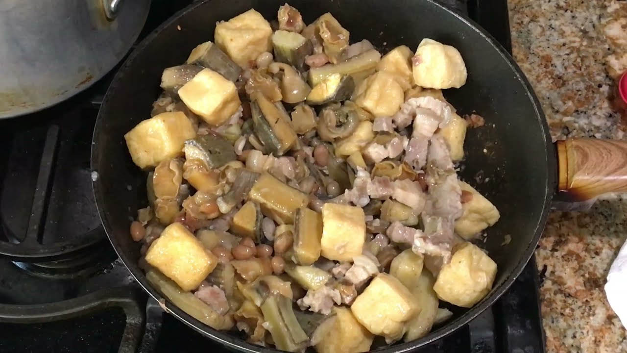 Thịt Om Chuối đậu