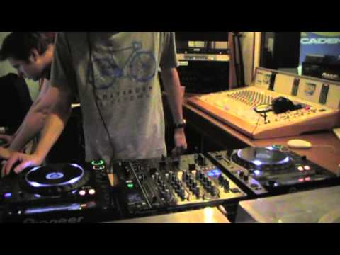 download lagu mp3 mp4 Electroclub2, download mp3 Electroclub2 free downloadn, video klip Electroclub2
