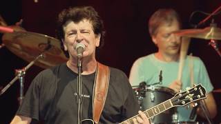 Bajaga &amp; Instruktori - Red i mir (U Puli lom - Live at Arena)