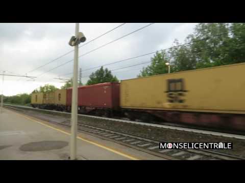 Treno merci privato OceanoGate in transito veloce