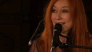 Tori Amos - Wednesday - Live from the Artists Den - 2009