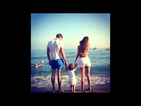 Pink – Family Portrait ♥