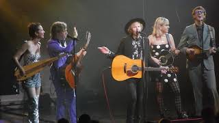 Beck - Truckdrivin&#39; Neighbors Downstairs (Live 9-17-2018)