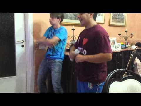 COME ROVINARSI LA REPUTAZIONE - JUST DANCE 4!!!!