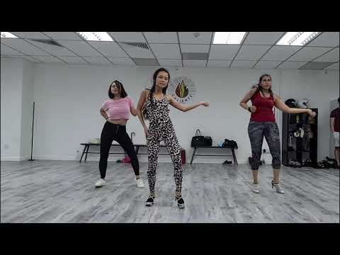 Caliente Dance Studio Singapore Bachata Lady Styling - Crazy In Love by Beyonce remix
