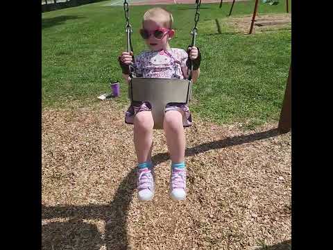 Harley(3) swings at the park. Akio(6,stepson) keeps calling me for attention instead of her