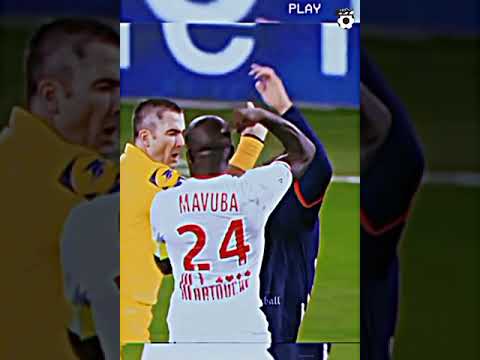 Mavuba Picchia Zlatan #shorts di calcio