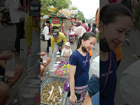 Gemoy Khaira sees the ramayana carnival car #carnaval #carnavaldebrasil #carnaval2023