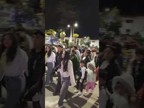 Fiesta por fin de año en pallasca con la Banda Corazon de Ancash...