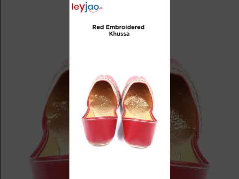 Red Embroidered Khussa