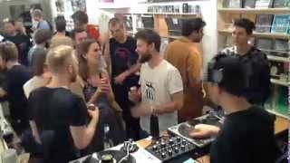 Rush Hour ADE IN-STORE w/ FLOATING POINTS / TWICE