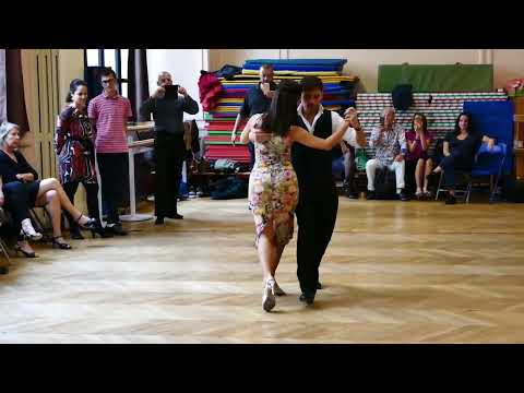 Yanina Quiñones & Neri Piliu  - Demasiado tarde (Pugliese) - La Sourdière, Paris