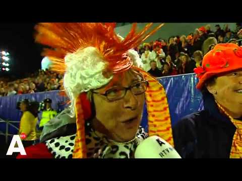 Beelden: Bezoekers genieten bij Koningsbal