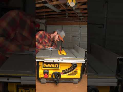 Sägeblattausrichtung [DEWALT TISCHKREISSÄGE]