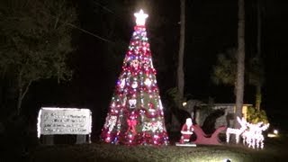 preview picture of video 'Christmas - Lights in Christmas Florida - REAL USA Ep. 23'