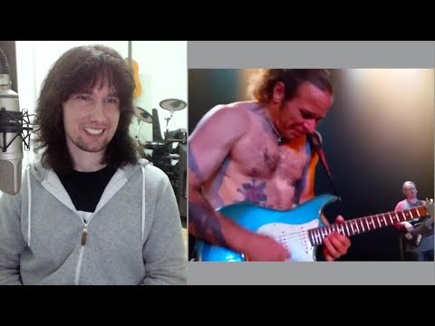British guitarist analyses Chris Duarte's unique expression live in 2015!