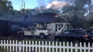 preview picture of video 'Signal 30 Structure Fire - 217 Osbourne Rd.'
