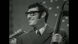 The  Seekers I&#39;ll Never Find Another You   With My Swag All On My Shoulder, 1968