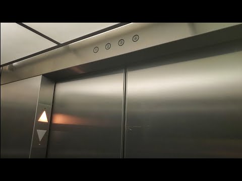 Westinghouse Hydraulic Elevator @ Quadrant Building - Brooklyn Park, MN