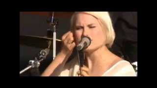 Eva &amp; The Heartmaker - Signals - Gone In A Flash Live Bergen Norway