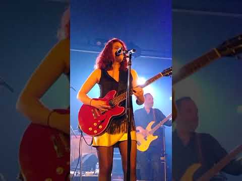 Jessie Lee and The Alchemists, Blues sur Seine