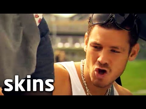 The Twins Arrive At School | Skins